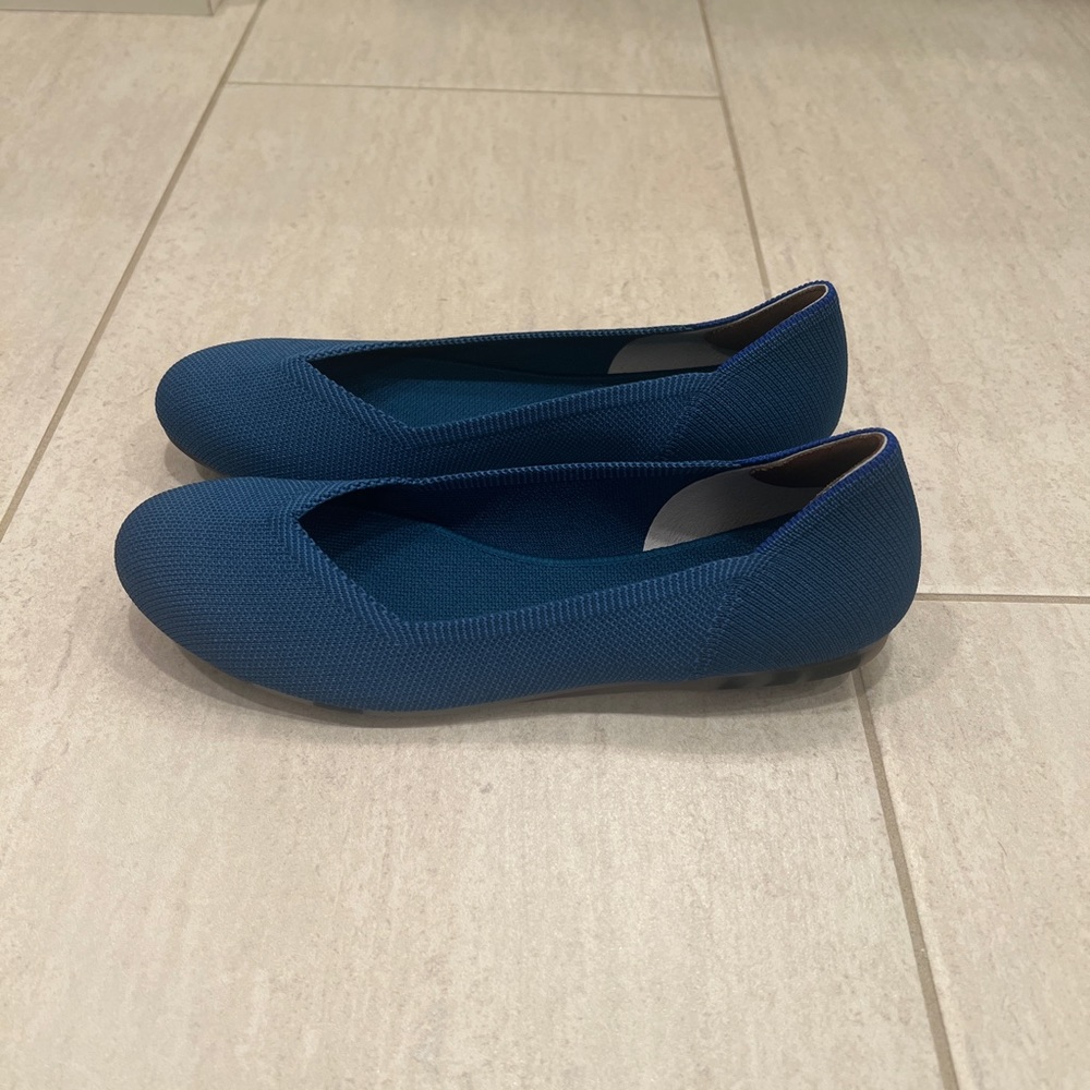 Navy Blue Rothy Flats size 8